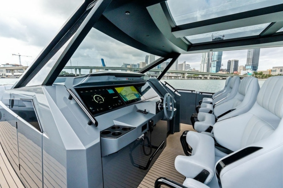 2024 Vanquish Yachts VQ55