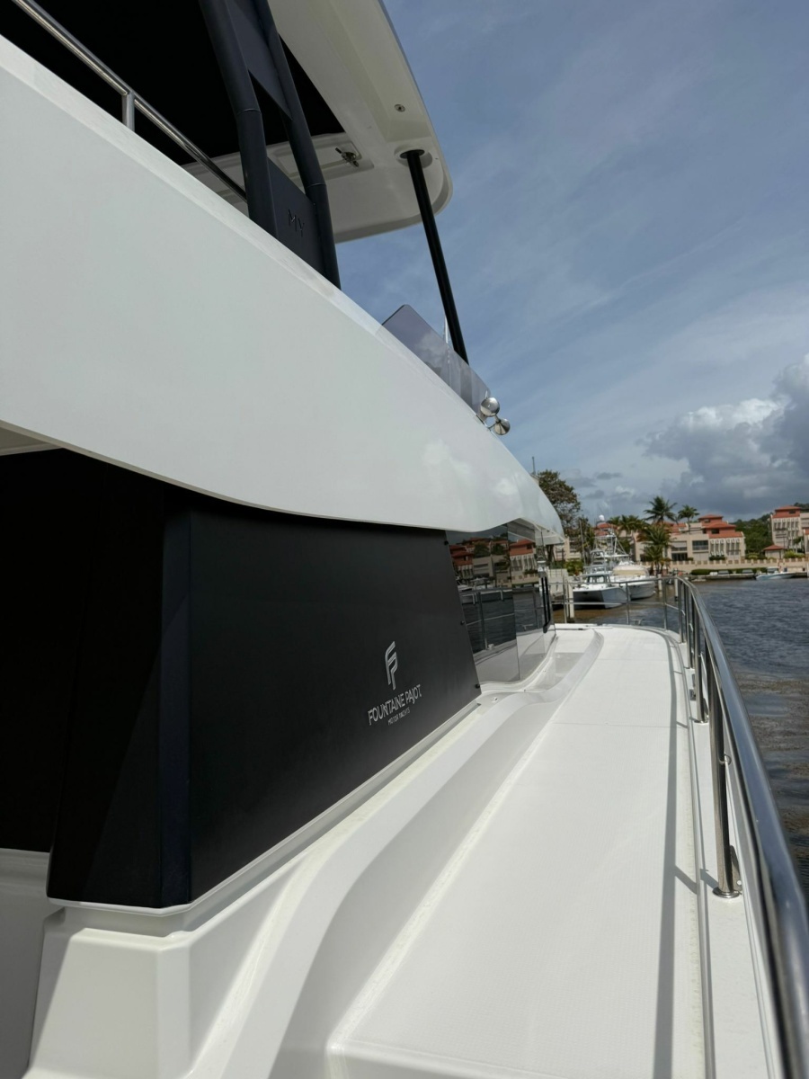 2024 Fountaine Pajot MY6