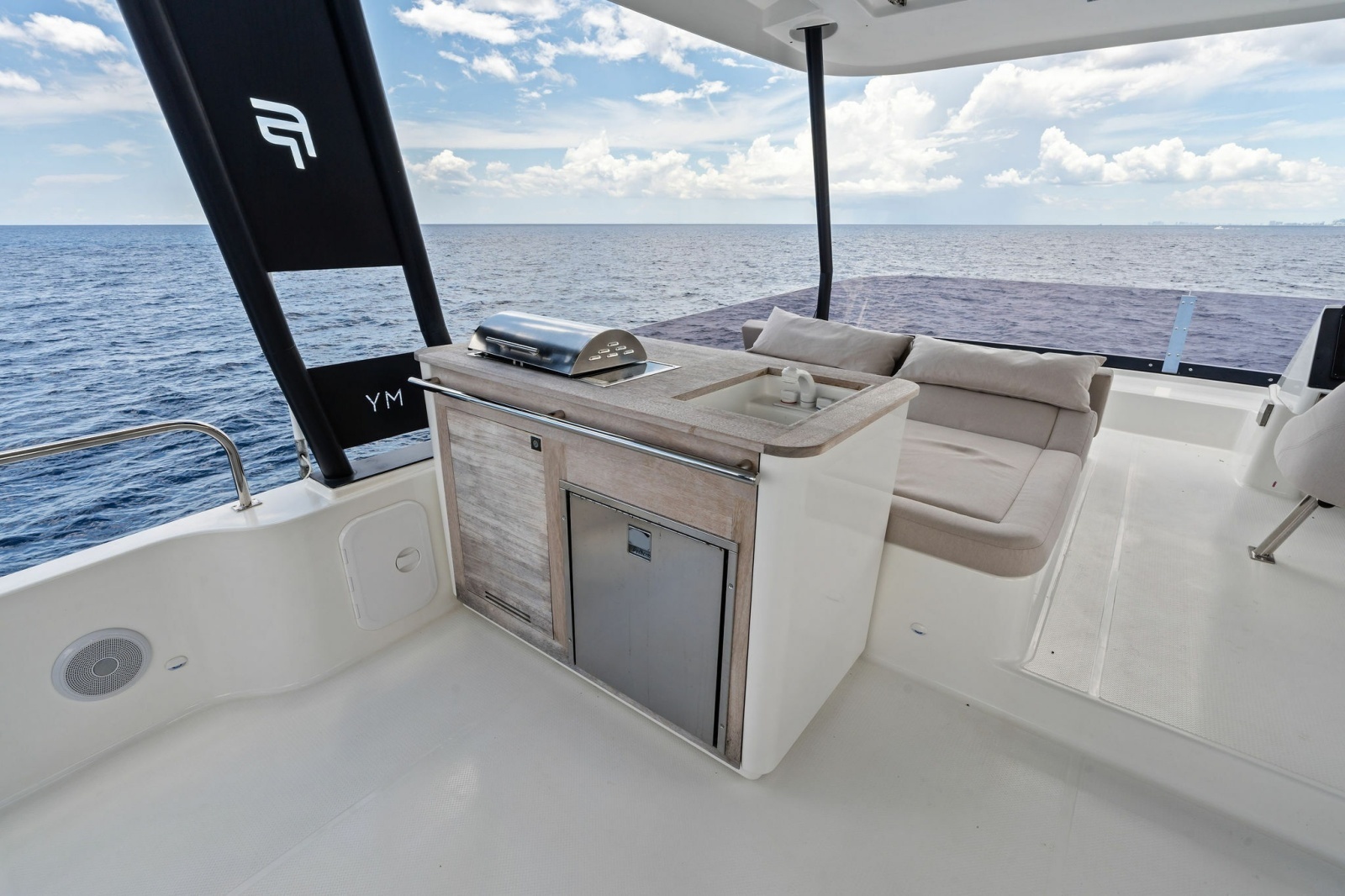 2024 Fountaine Pajot MY6