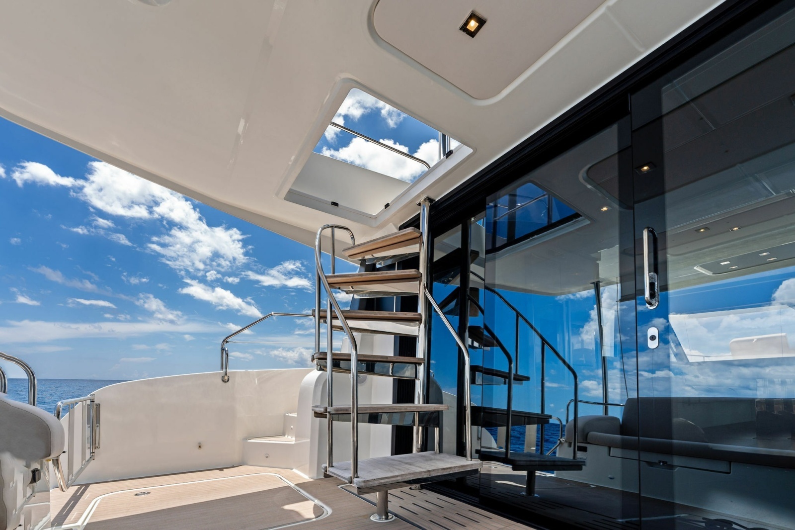 2024 Fountaine Pajot MY6