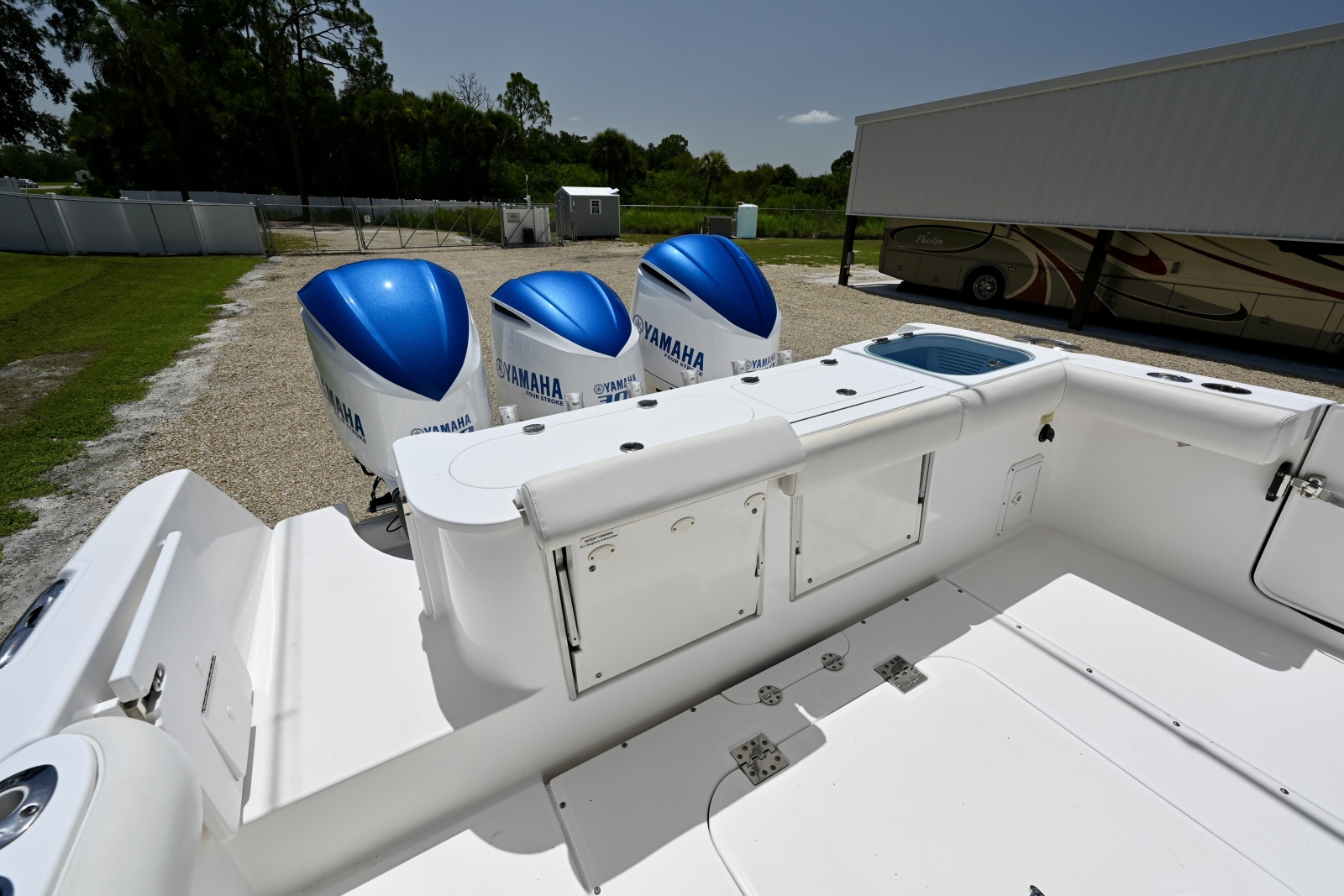 Transom Rigging Station