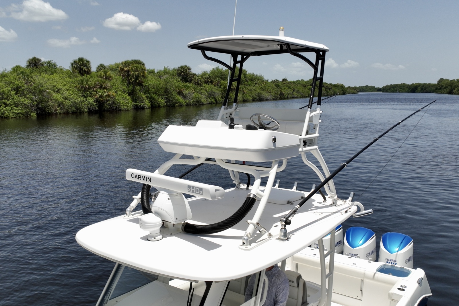 2017 Everglades 355 CC