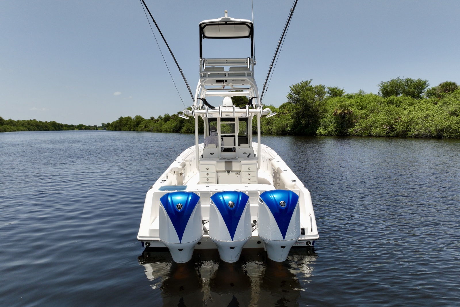 Transom, Triple Yamahas