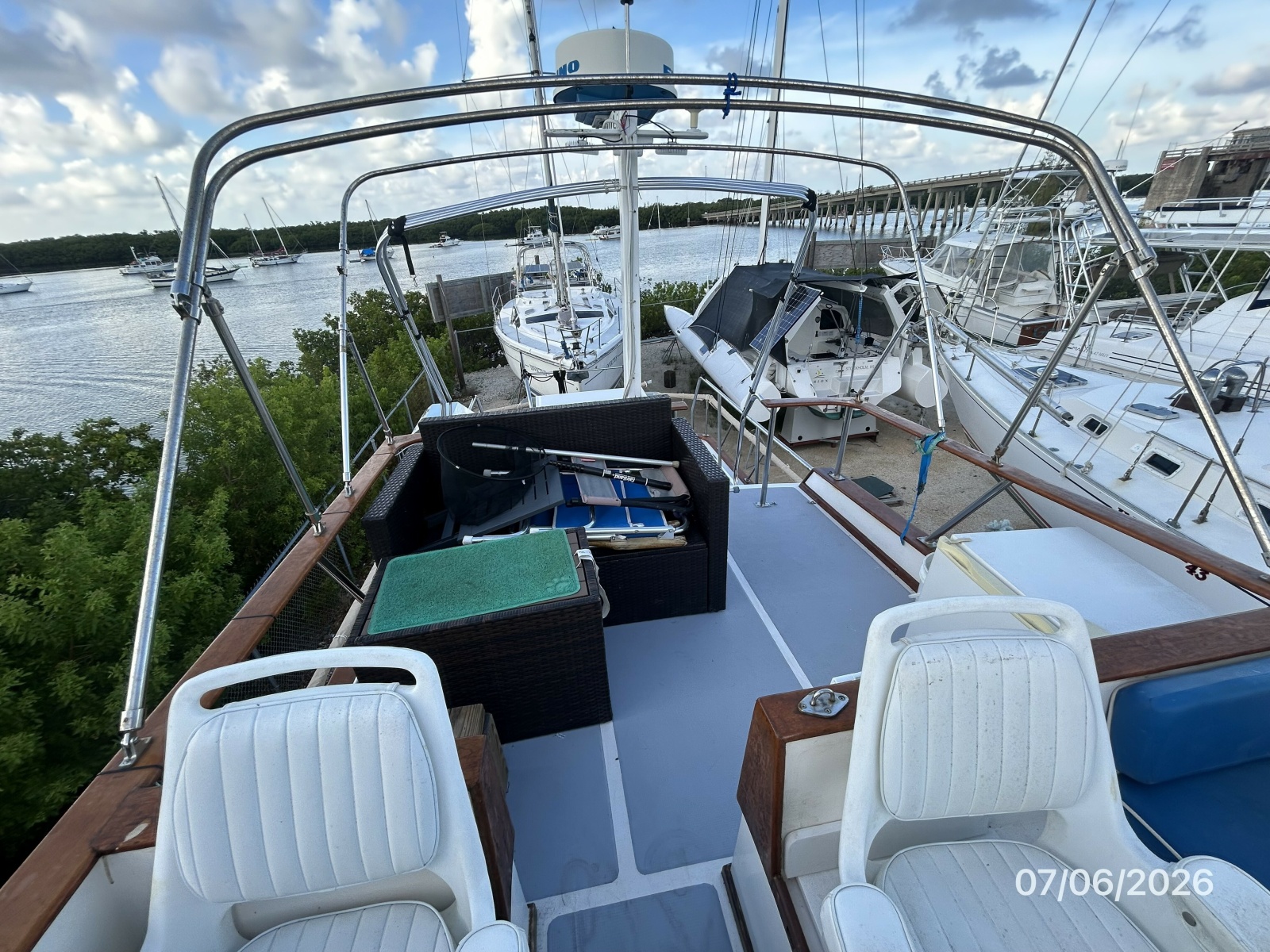 36' Monk flybridge aft