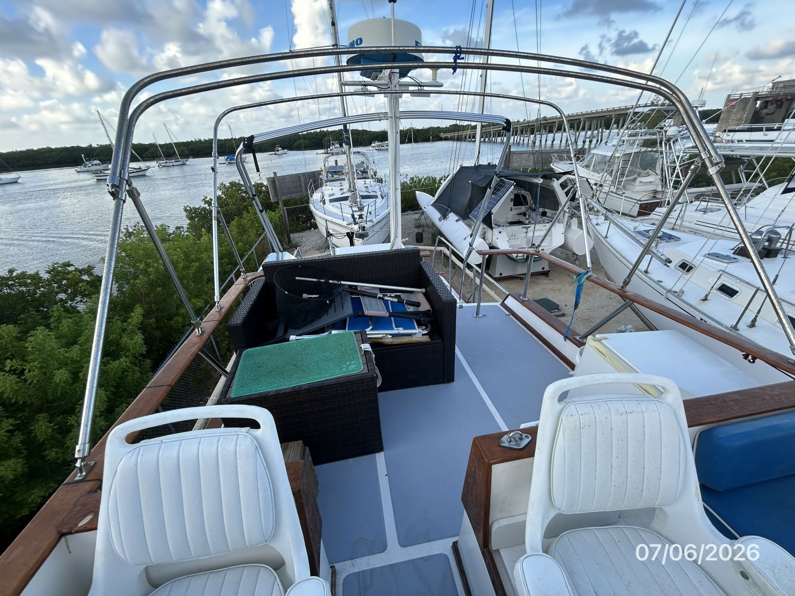 36' Monk flybridge aft