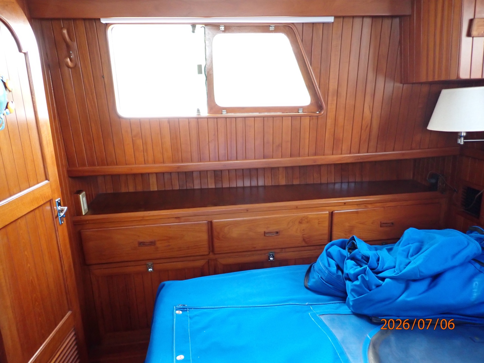 36' Monk master stateroom starboard