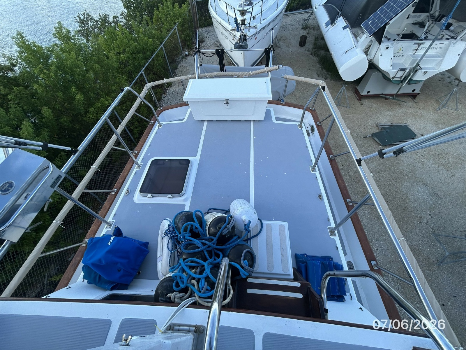 36' Monk trunk cabin aft2