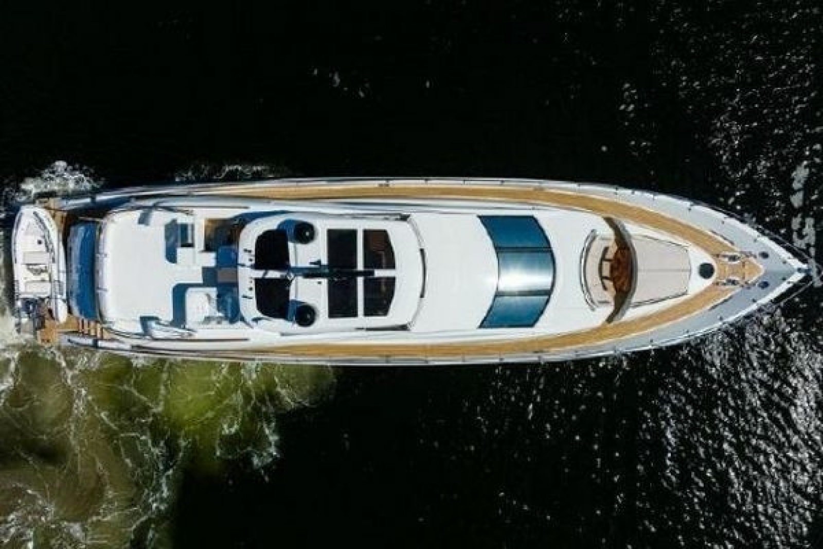 2012 Lazzara Yachts LSX 95 Flybridge
