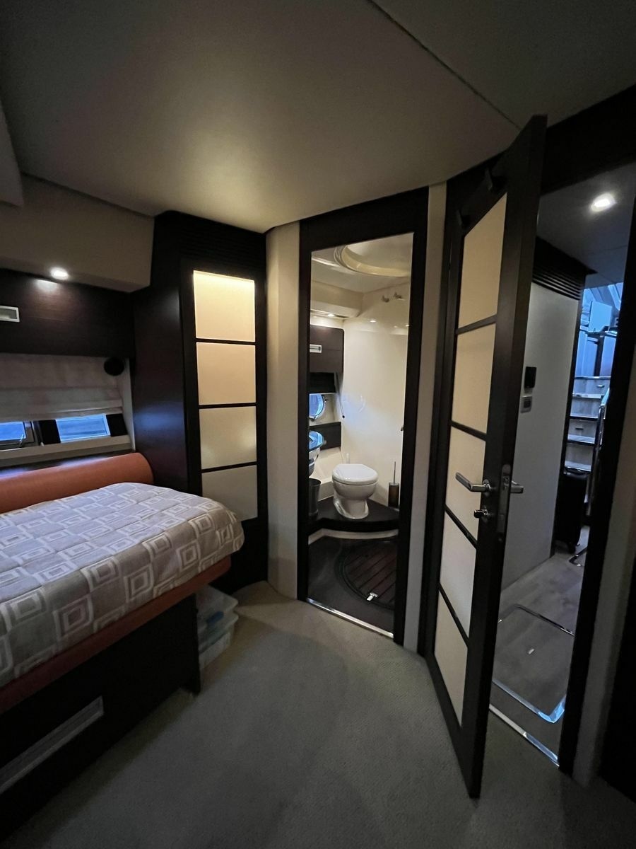 2008 Azimut 62S