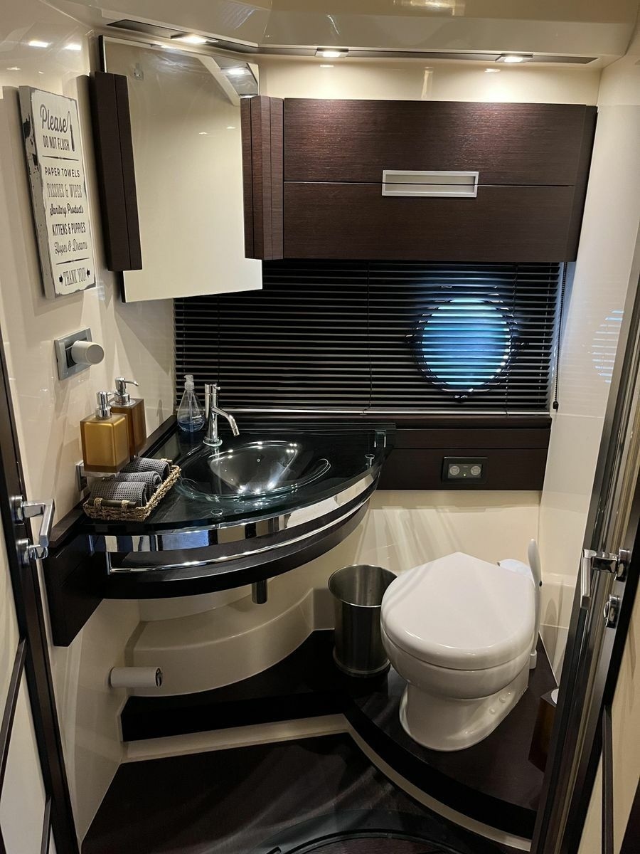 2008 Azimut 62S