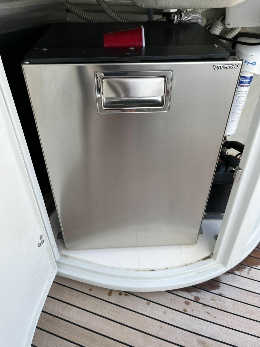 2008 Azimut 62S