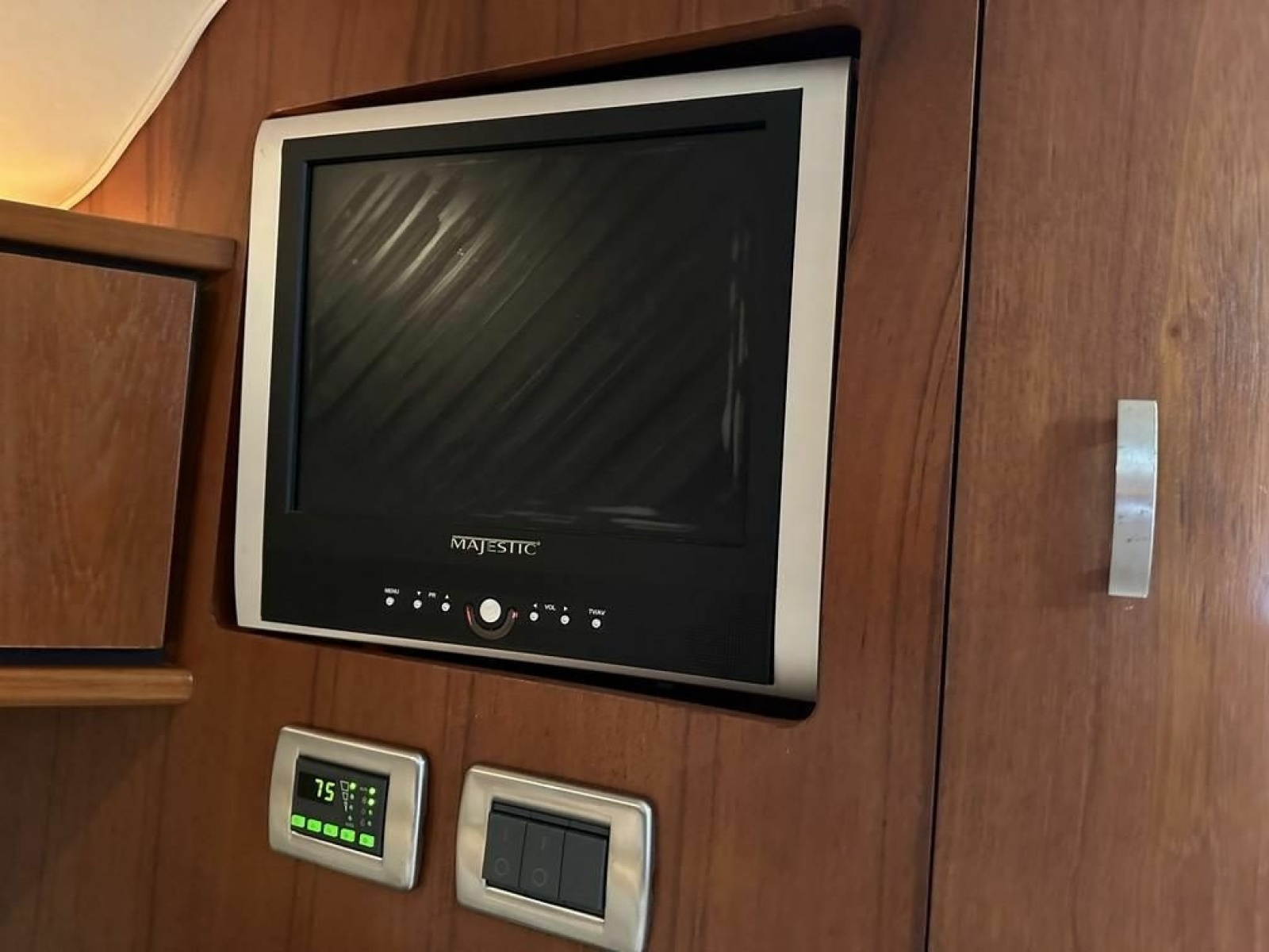 2008 Tiara Yachts 3500 Sovran