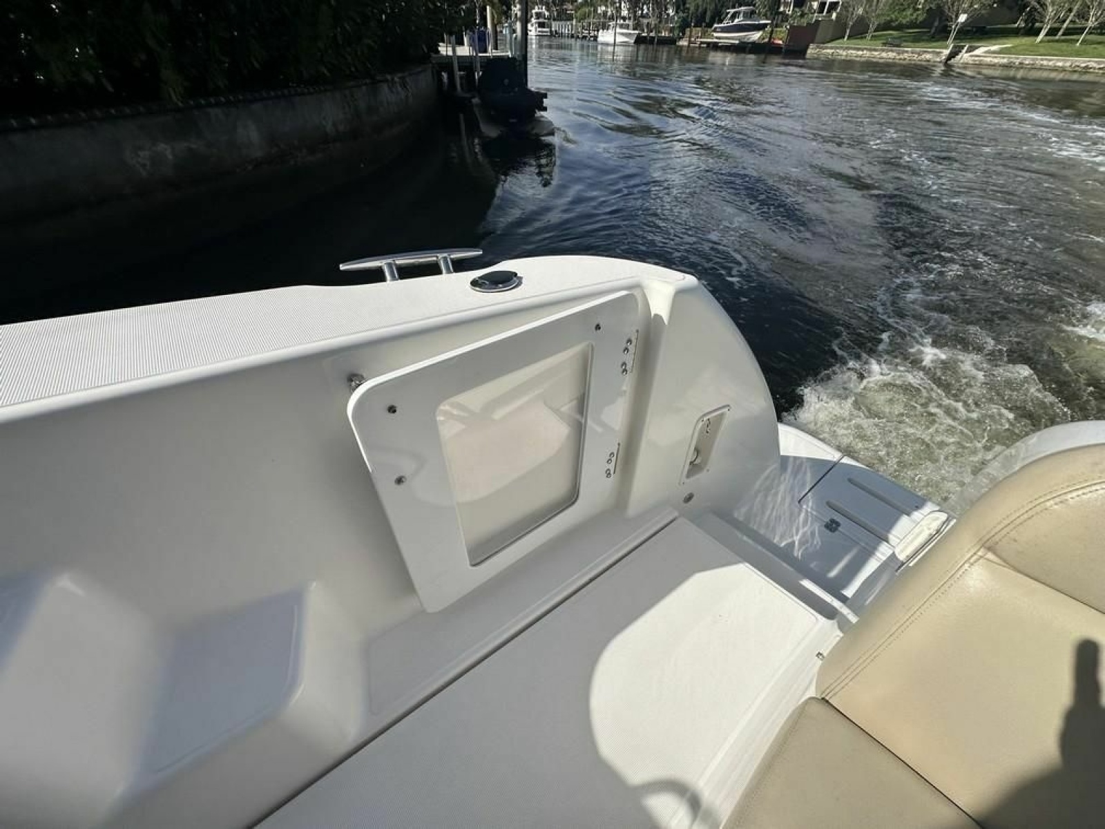 2008 Tiara Yachts 3500 Sovran