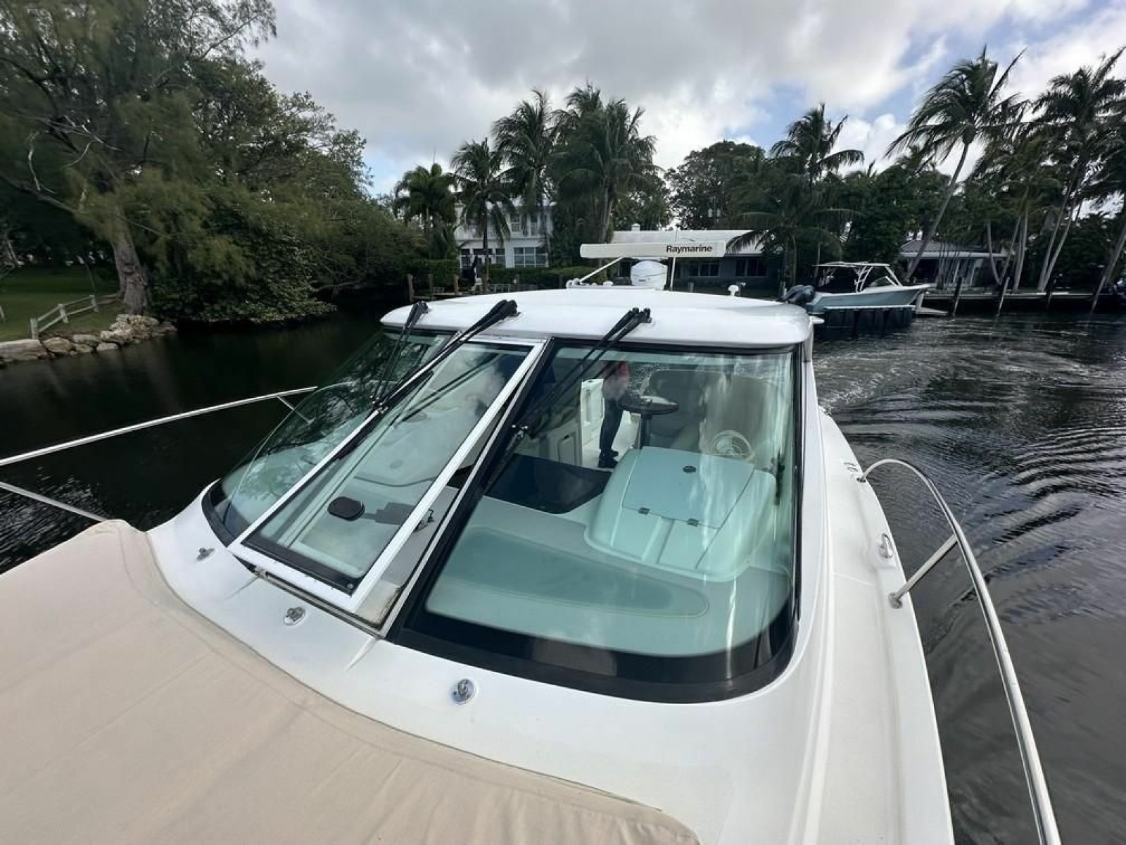 2008 Tiara Yachts 3500 Sovran