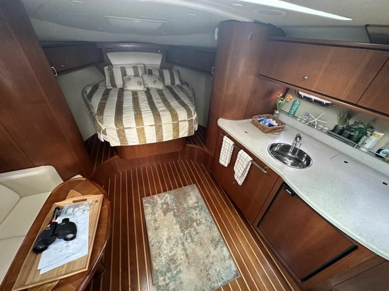 2008 Tiara Yachts 3500 Sovran