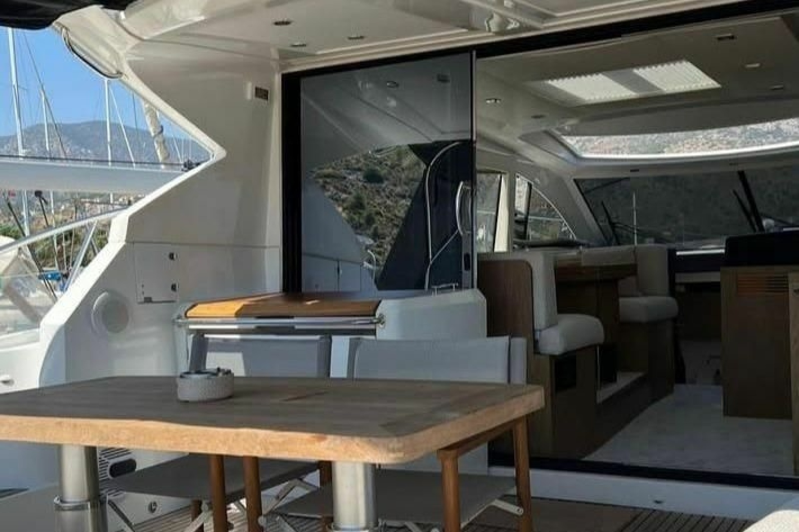 2015 Beneteau Gran Turismo 49
