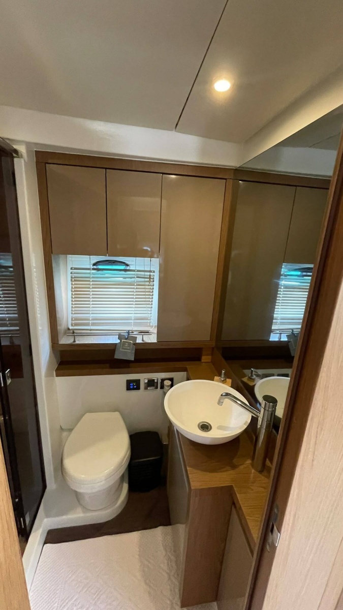 2015 Beneteau Gran Turismo 49
