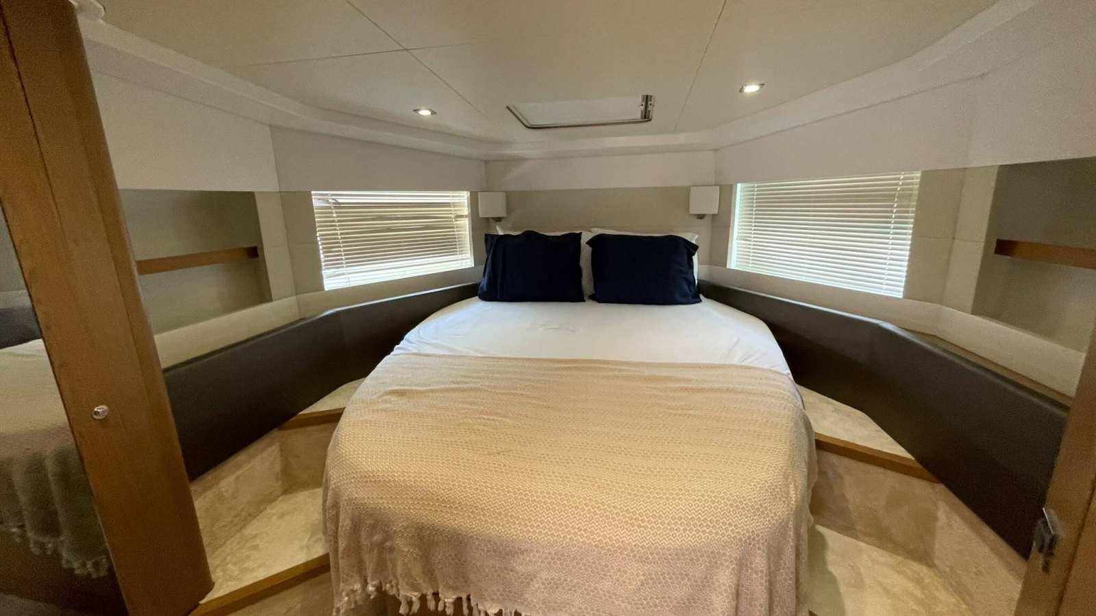 2015 Beneteau Gran Turismo 49