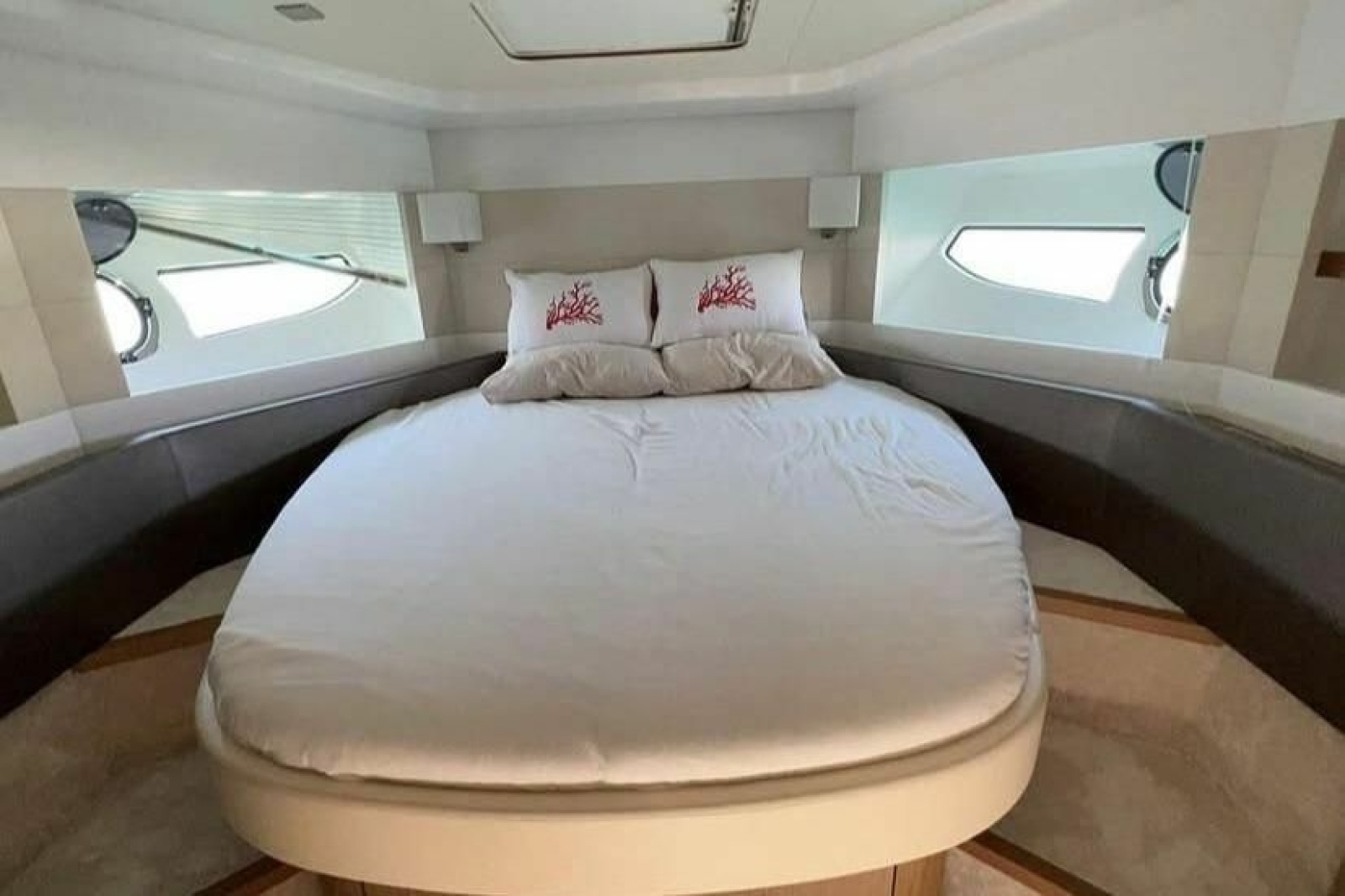2015 Beneteau Gran Turismo 49