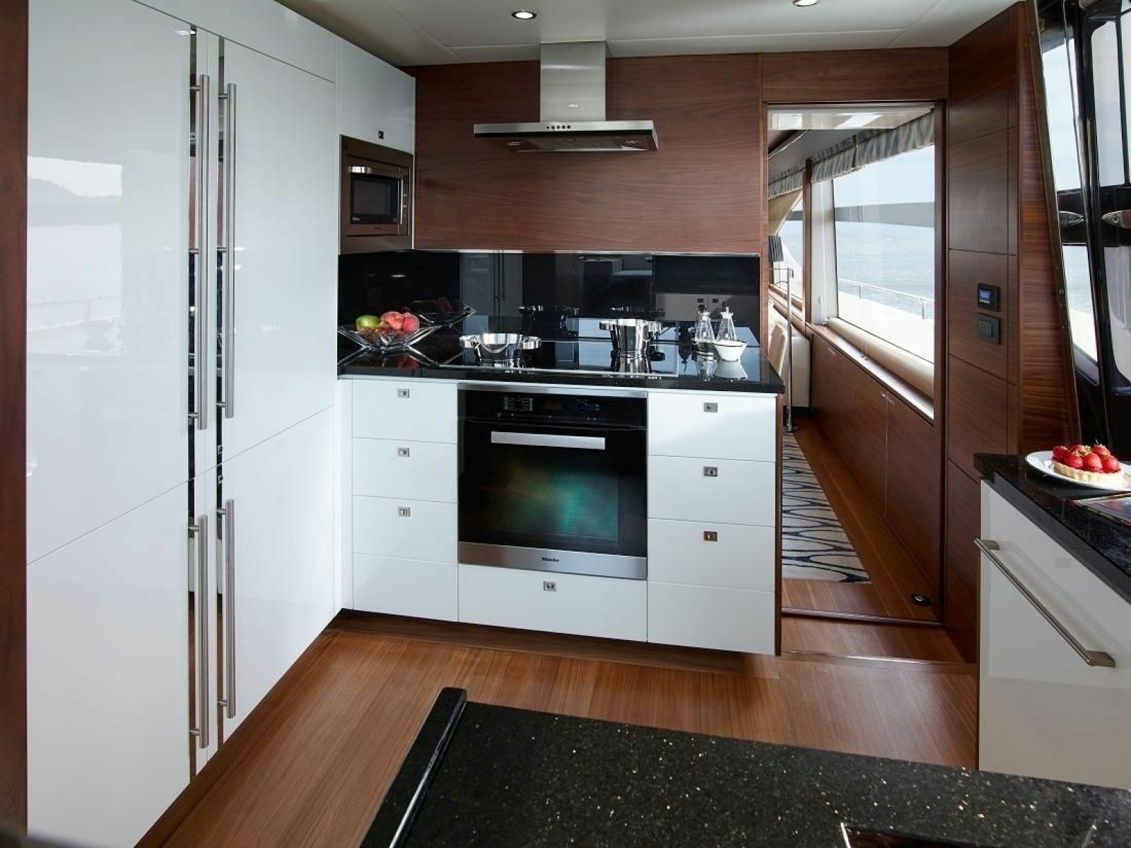 2015 Princess 88 Flybridge Motor Yacht