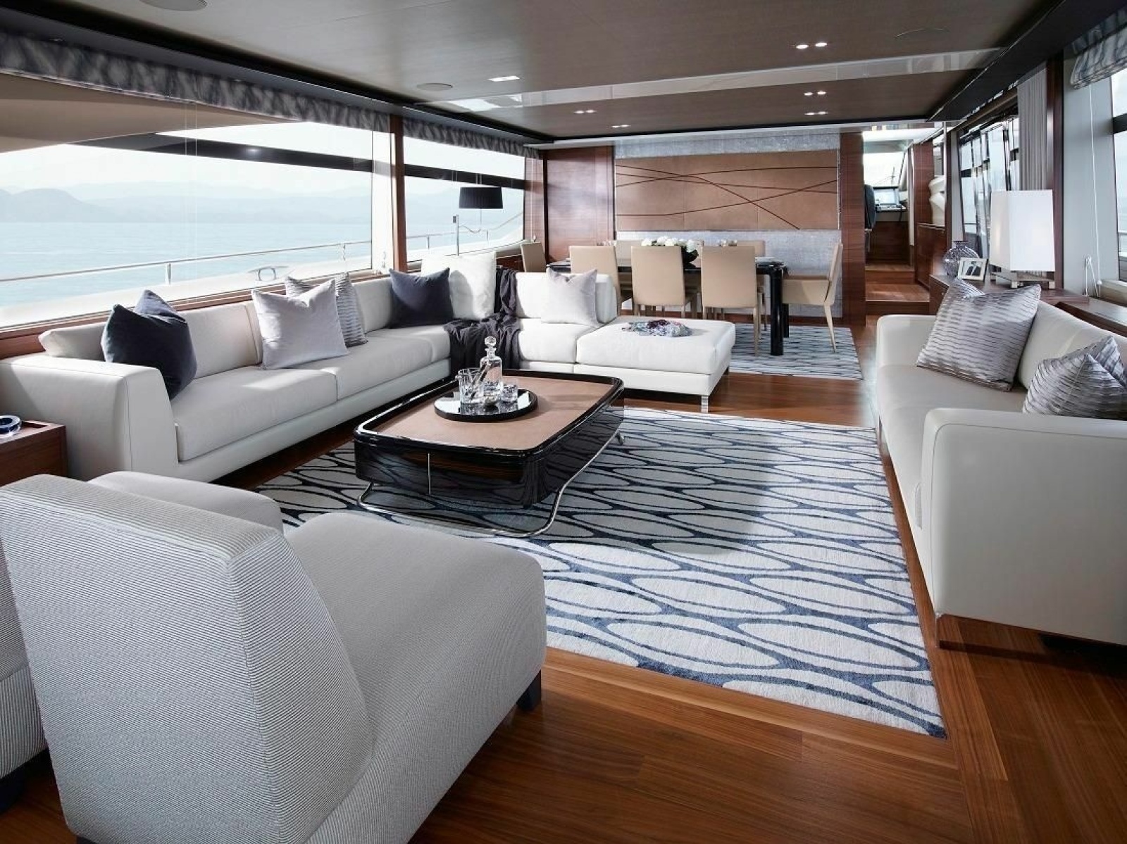 2015 Princess 88 Flybridge Motor Yacht