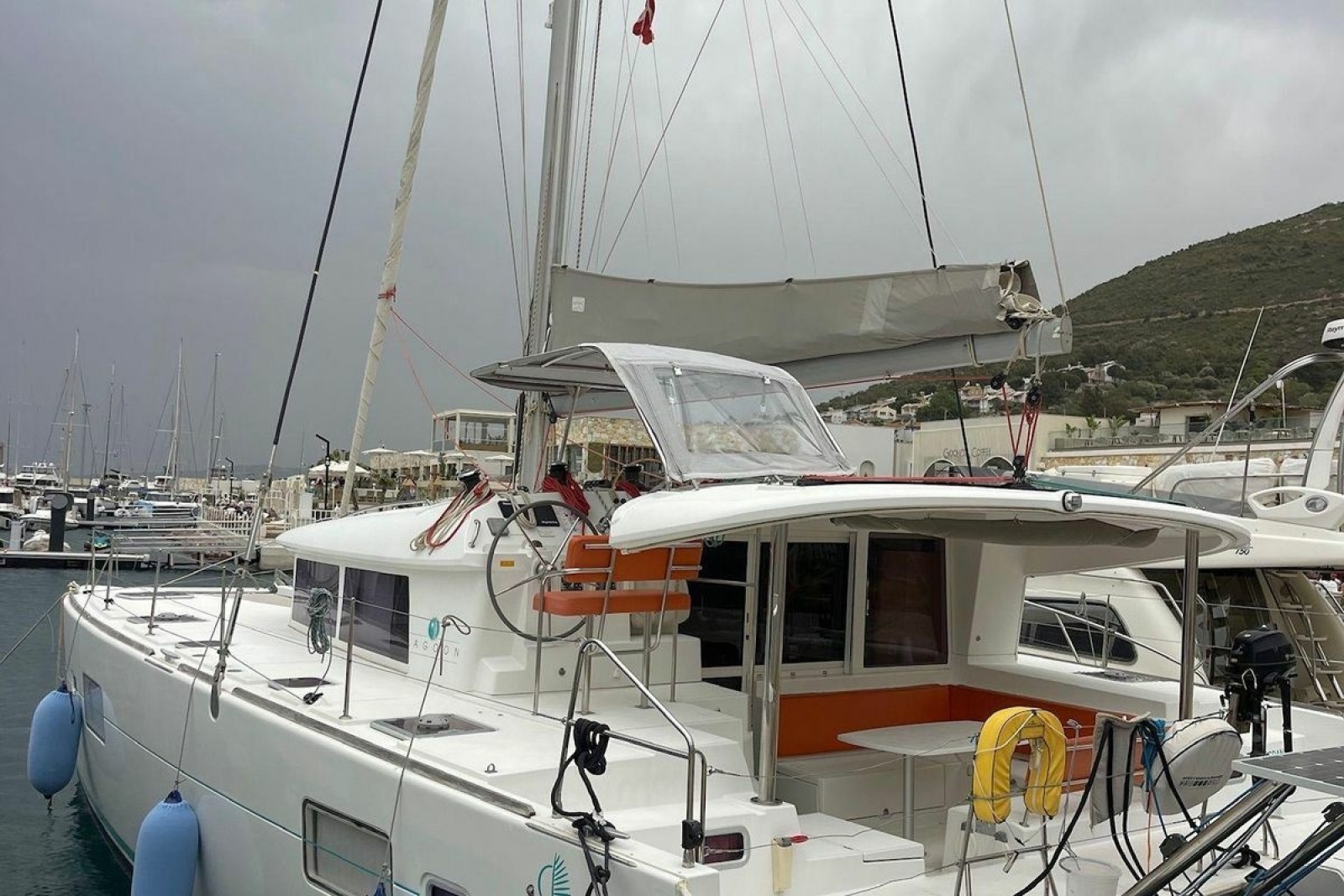 2010 Lagoon 400 S2
