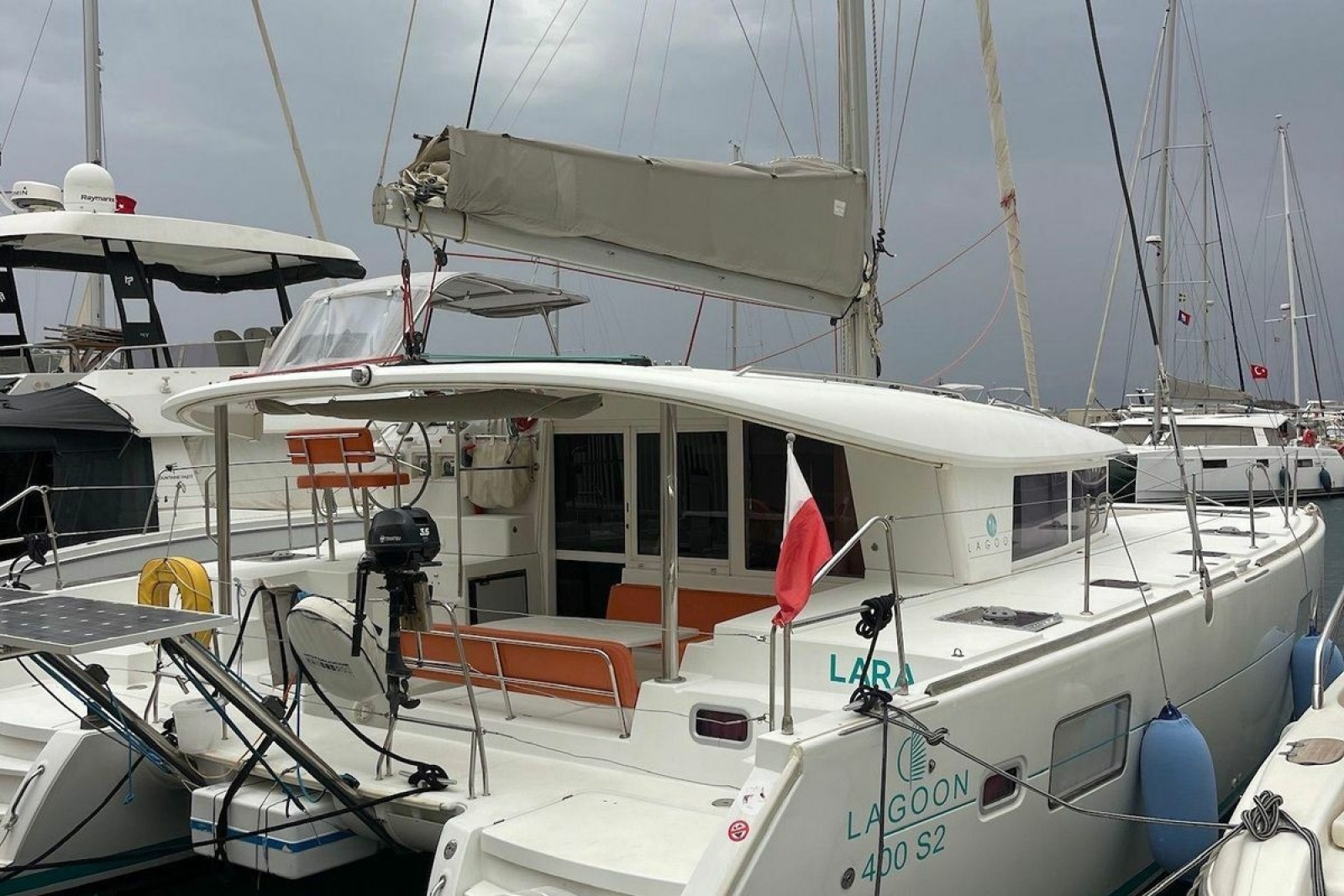2010 Lagoon 400 S2