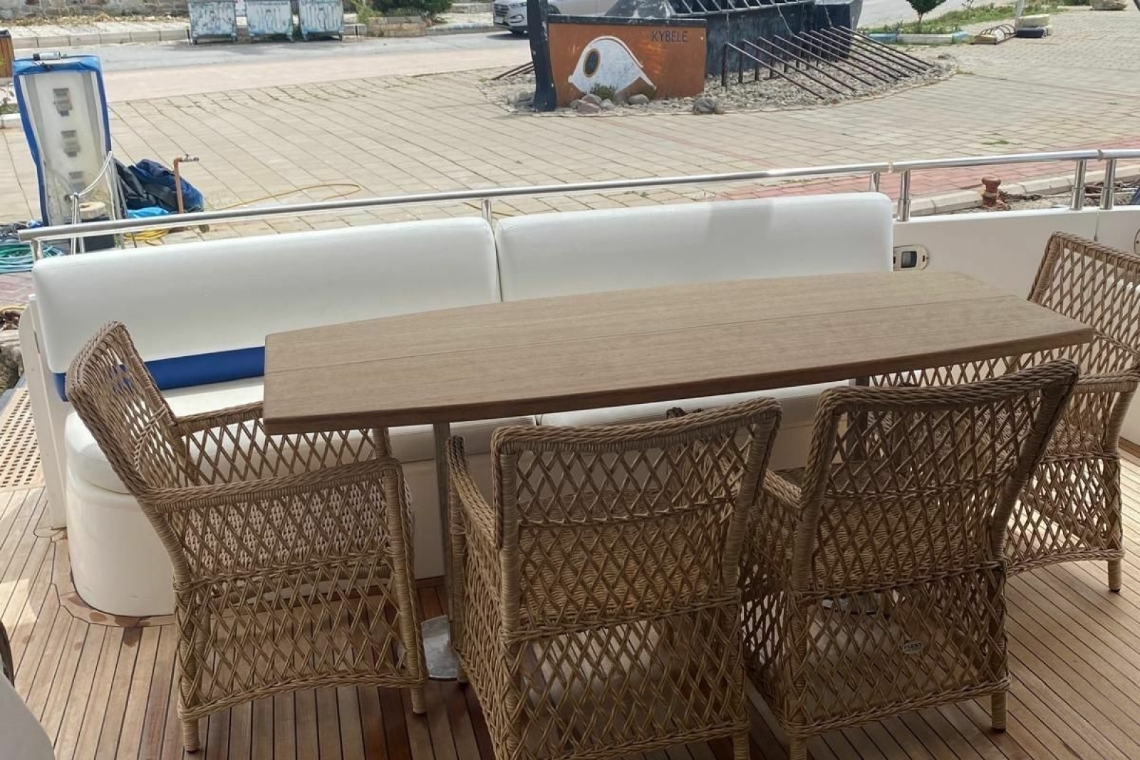 2008 Princess 75 Motor Yacht