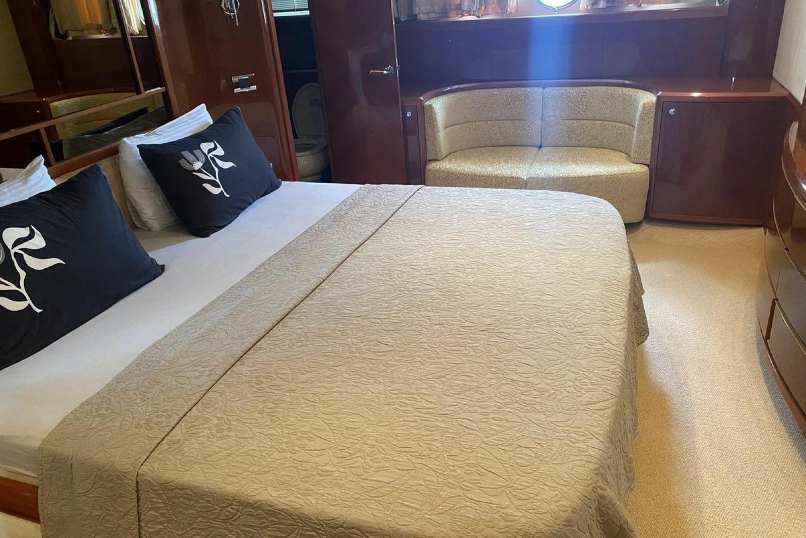 2008 Princess 75 Motor Yacht