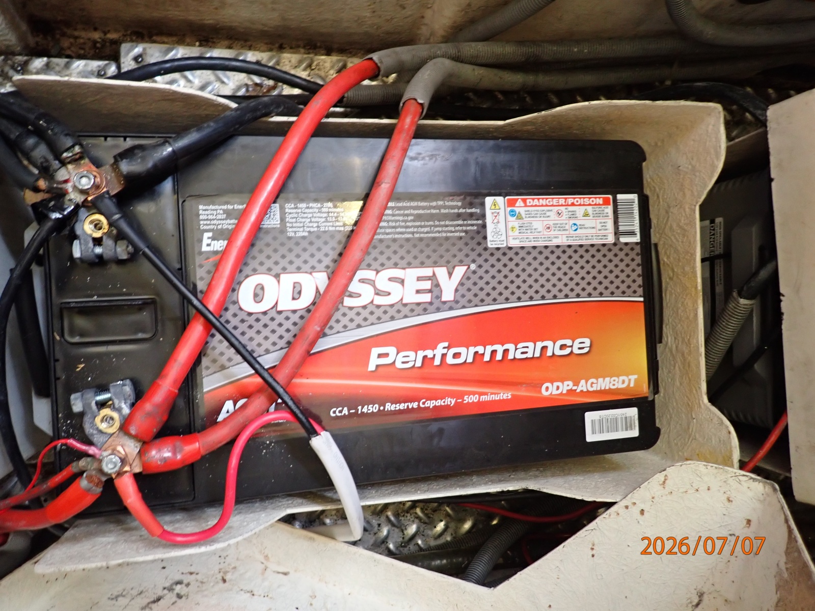 42' Ocean Alexander battery2