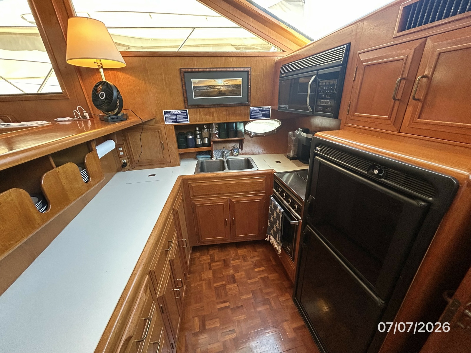 42' Ocean Alexander galley2