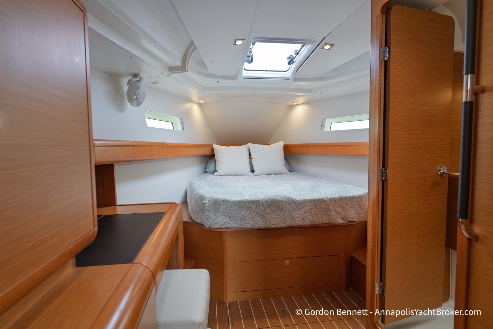 2015 Jeanneau Sun Odyssey 439
