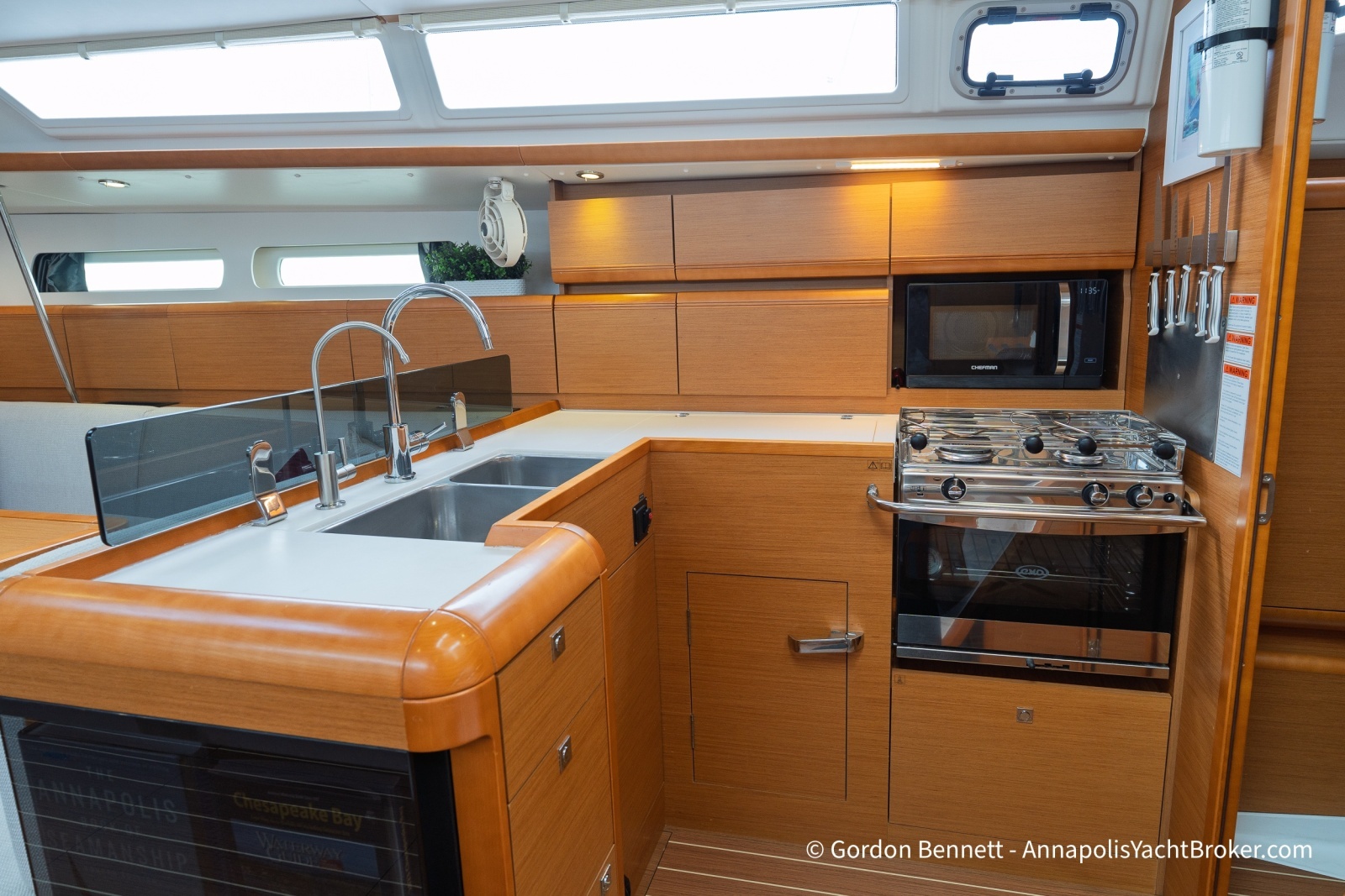 2015 Jeanneau Sun Odyssey 439