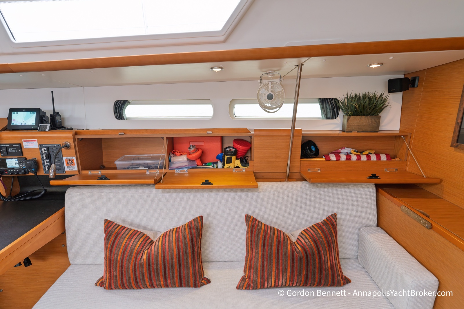 2015 Jeanneau Sun Odyssey 439