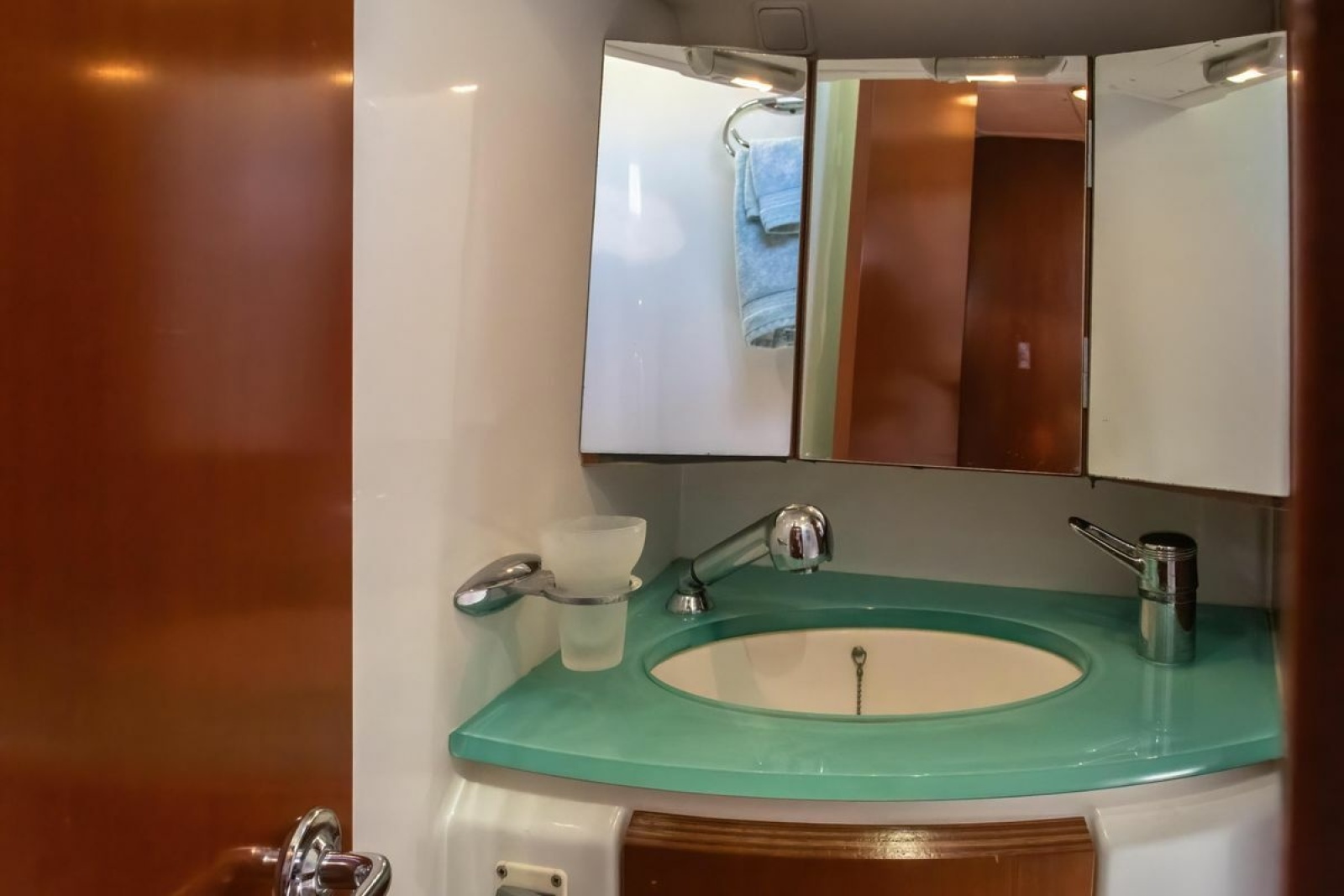 2007 Beneteau Oceanis 523