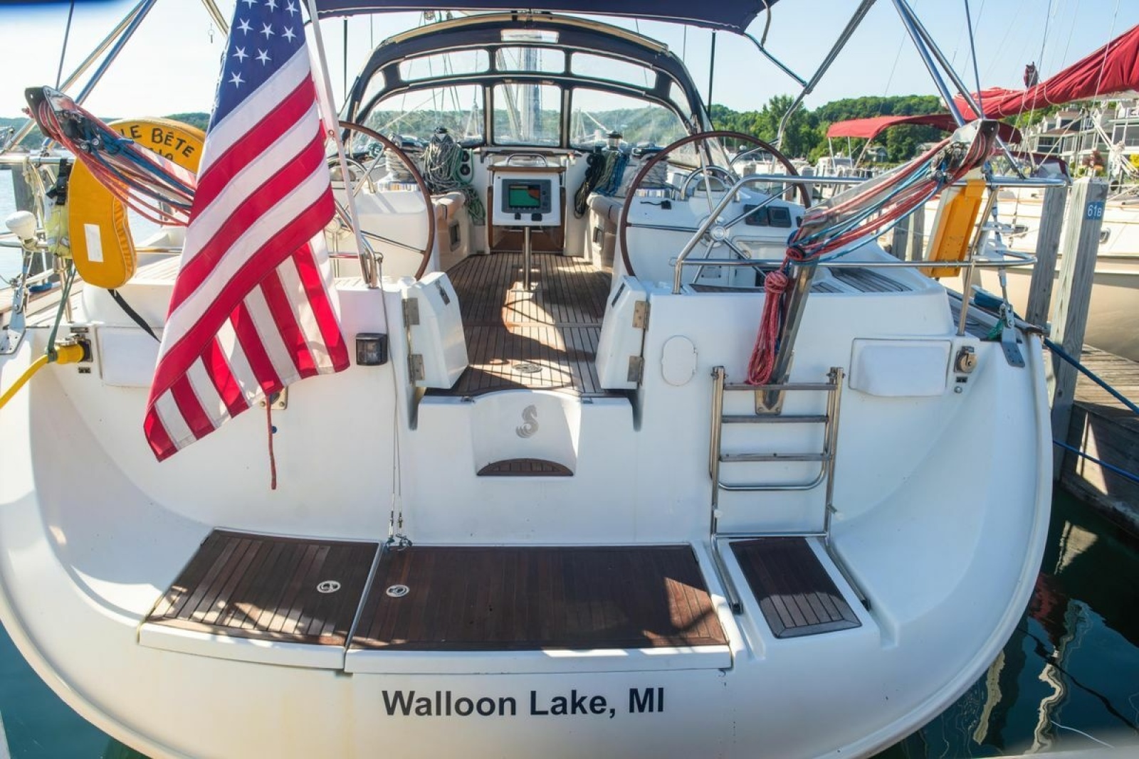 2007 Beneteau Oceanis 523