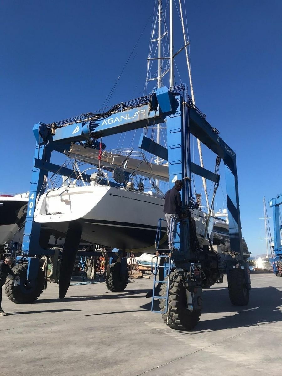 2007 Grand Soleil 43