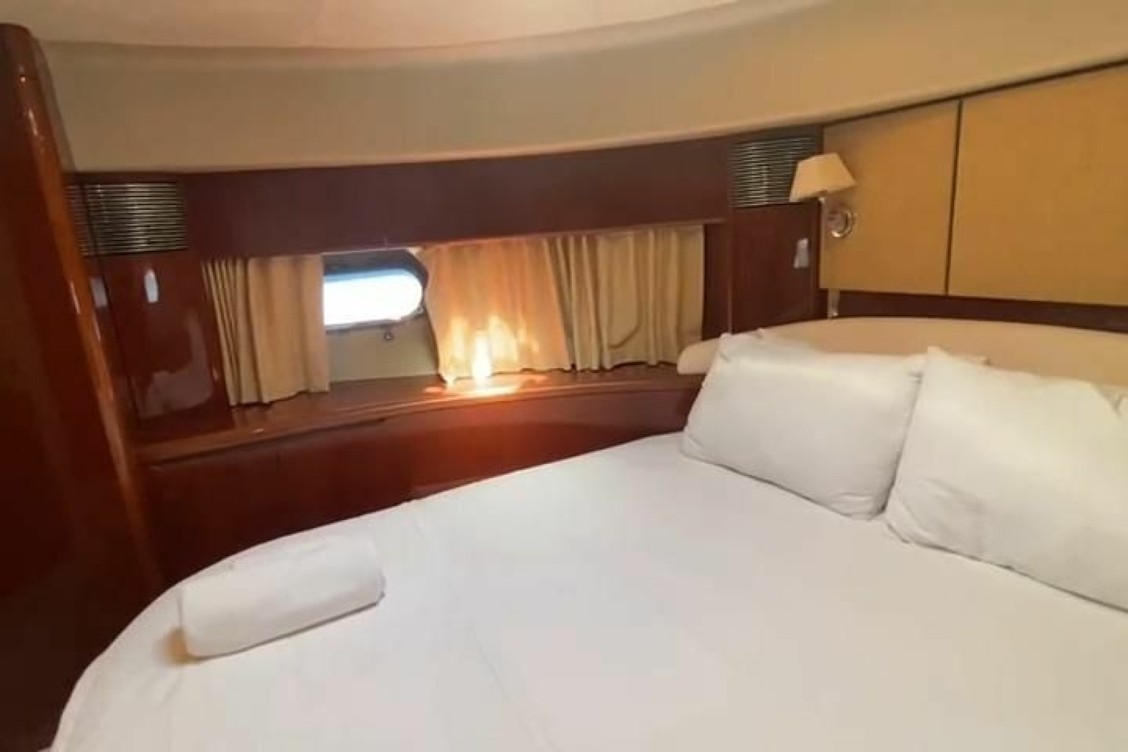 2007 Princess 21M