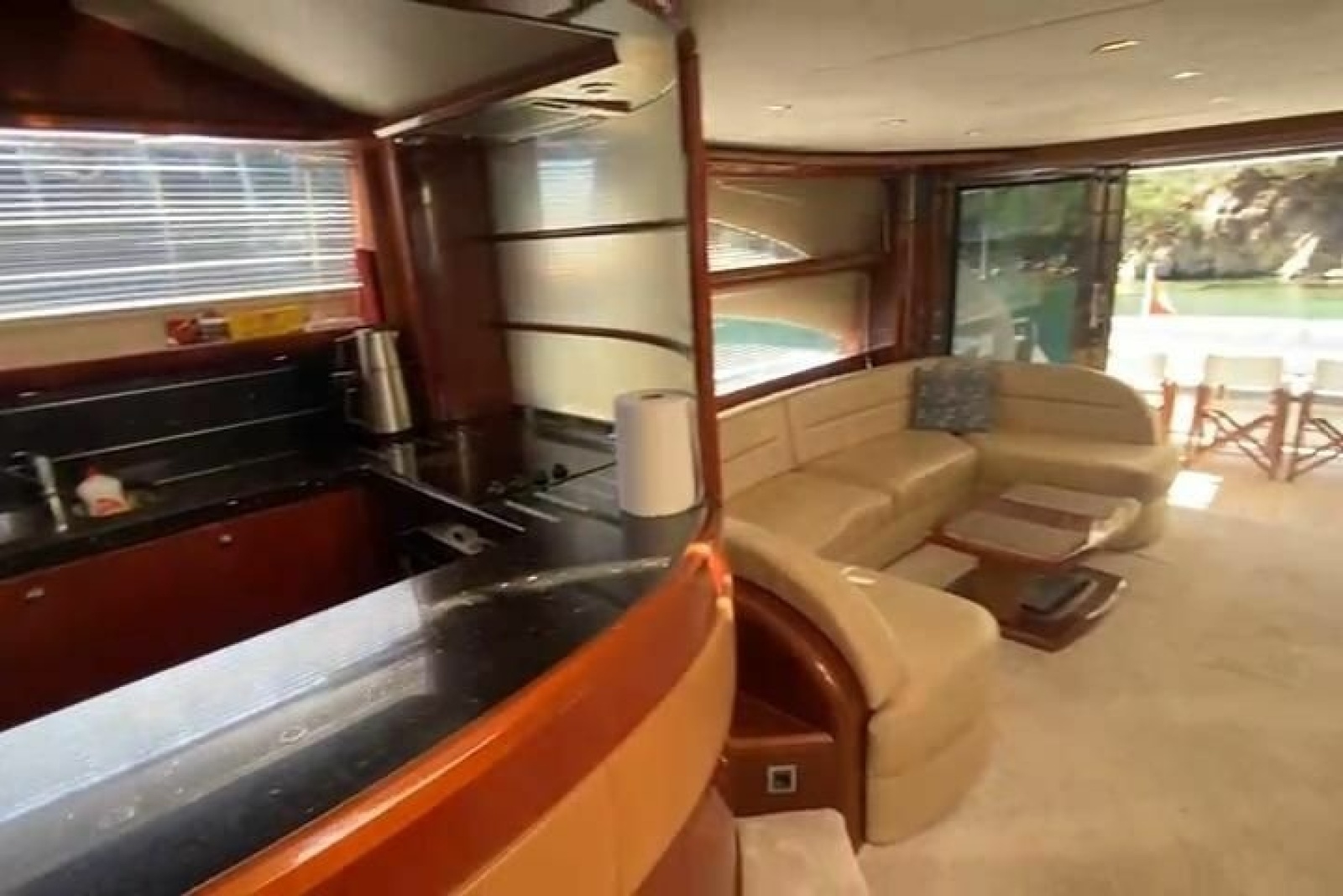 2007 Princess 21M