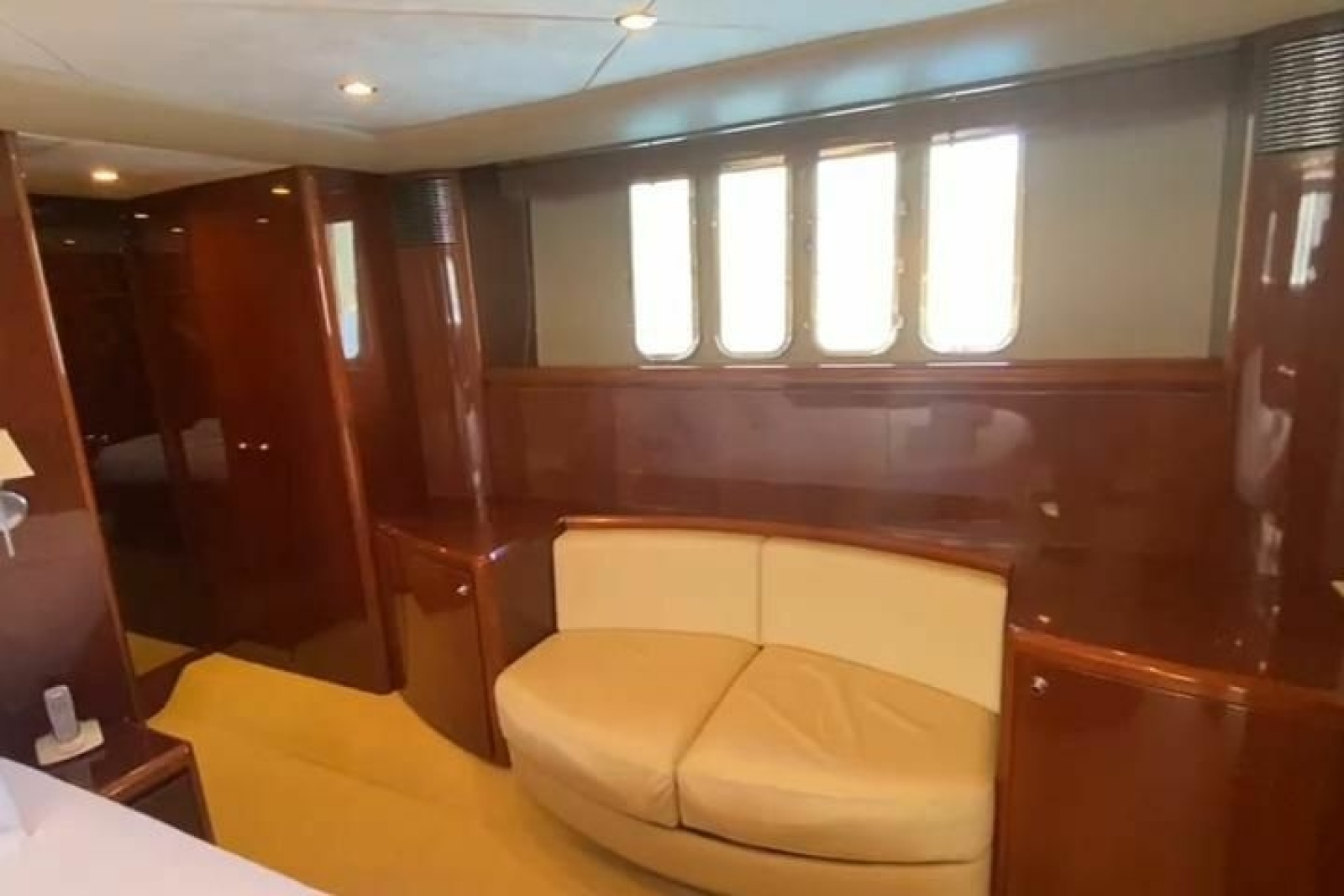2007 Princess 21M