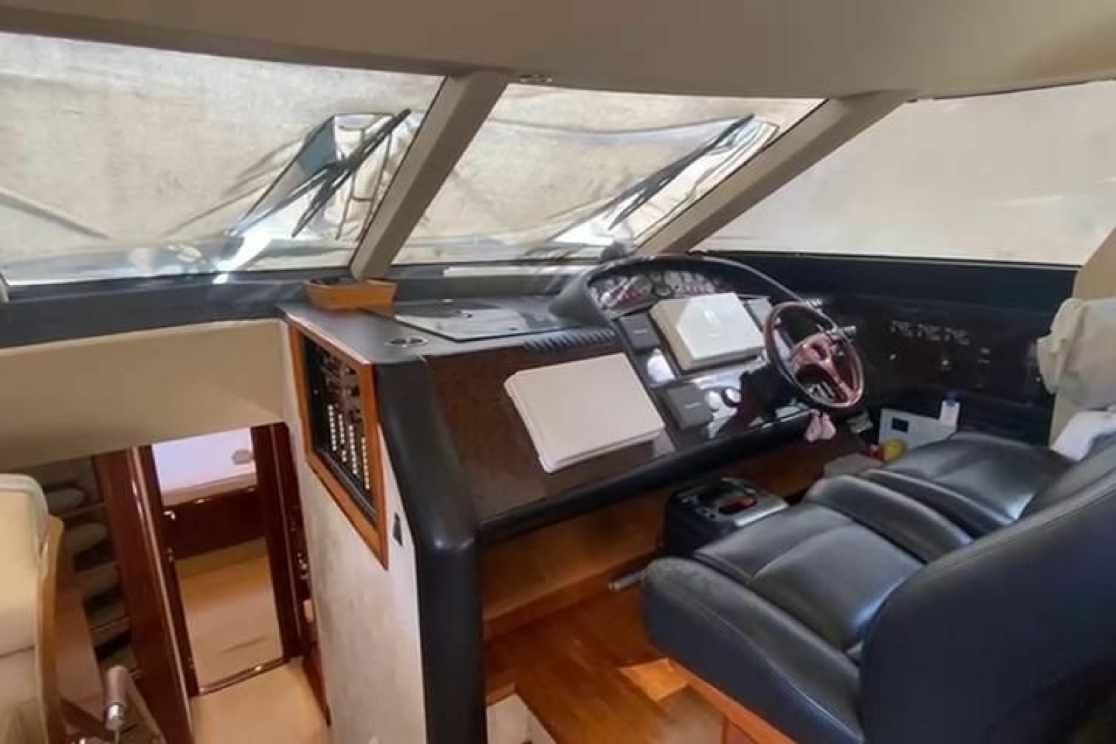 2007 Princess 21M