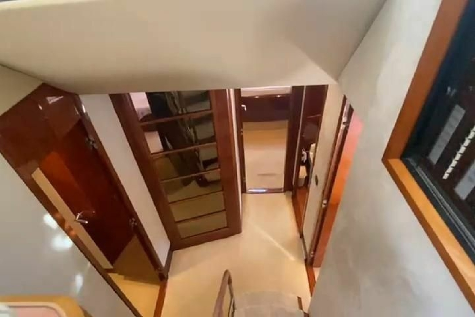 2007 Princess 21M