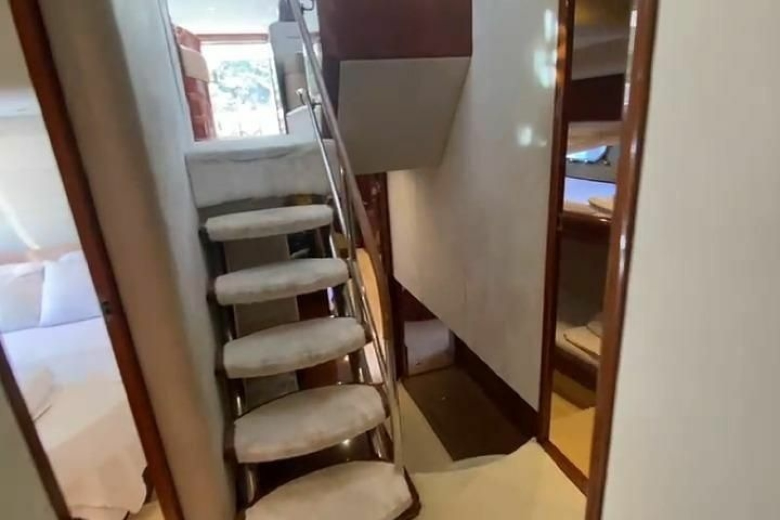 2007 Princess 21M