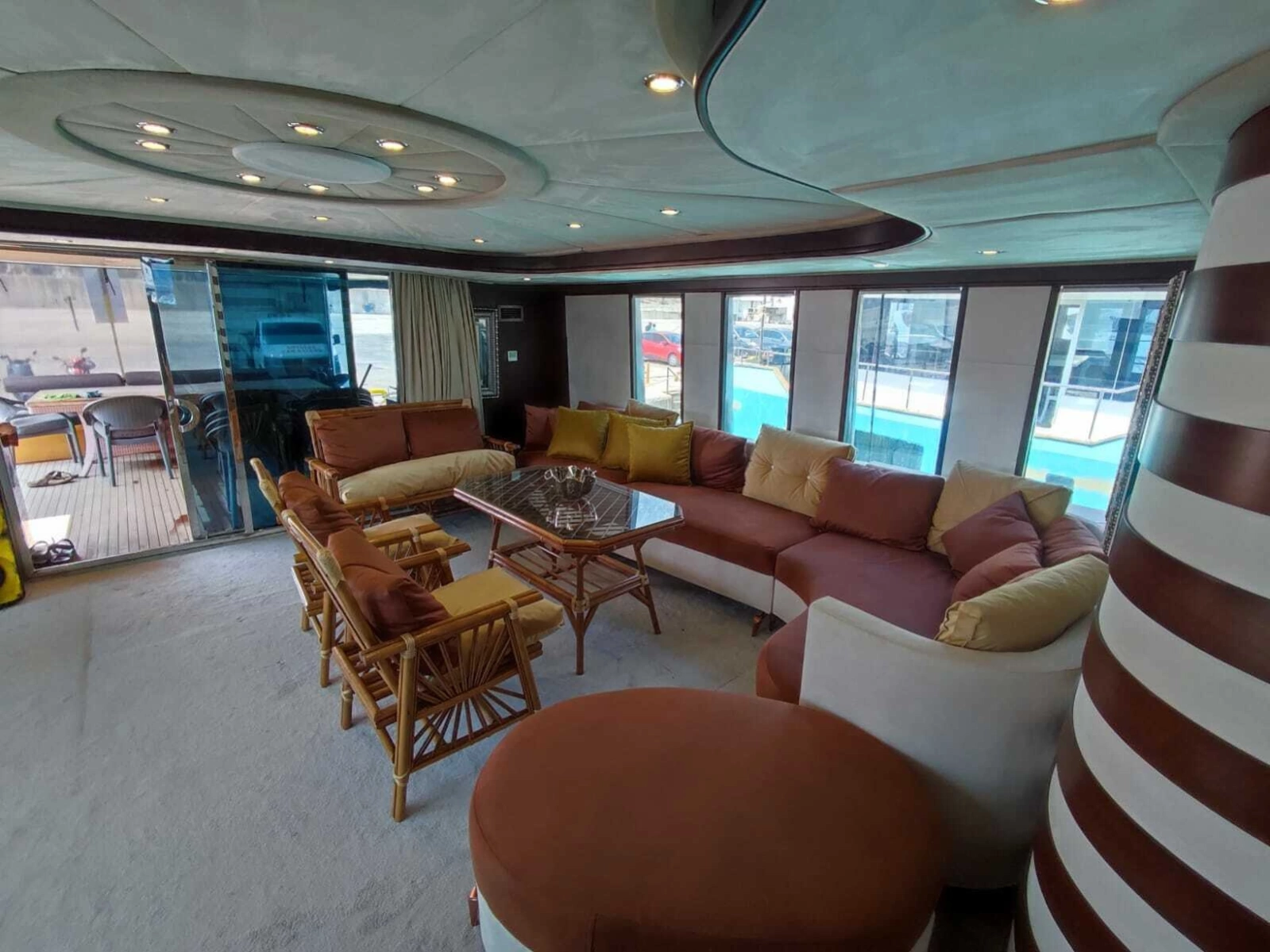 2007 Custom 85 Motor Yacht