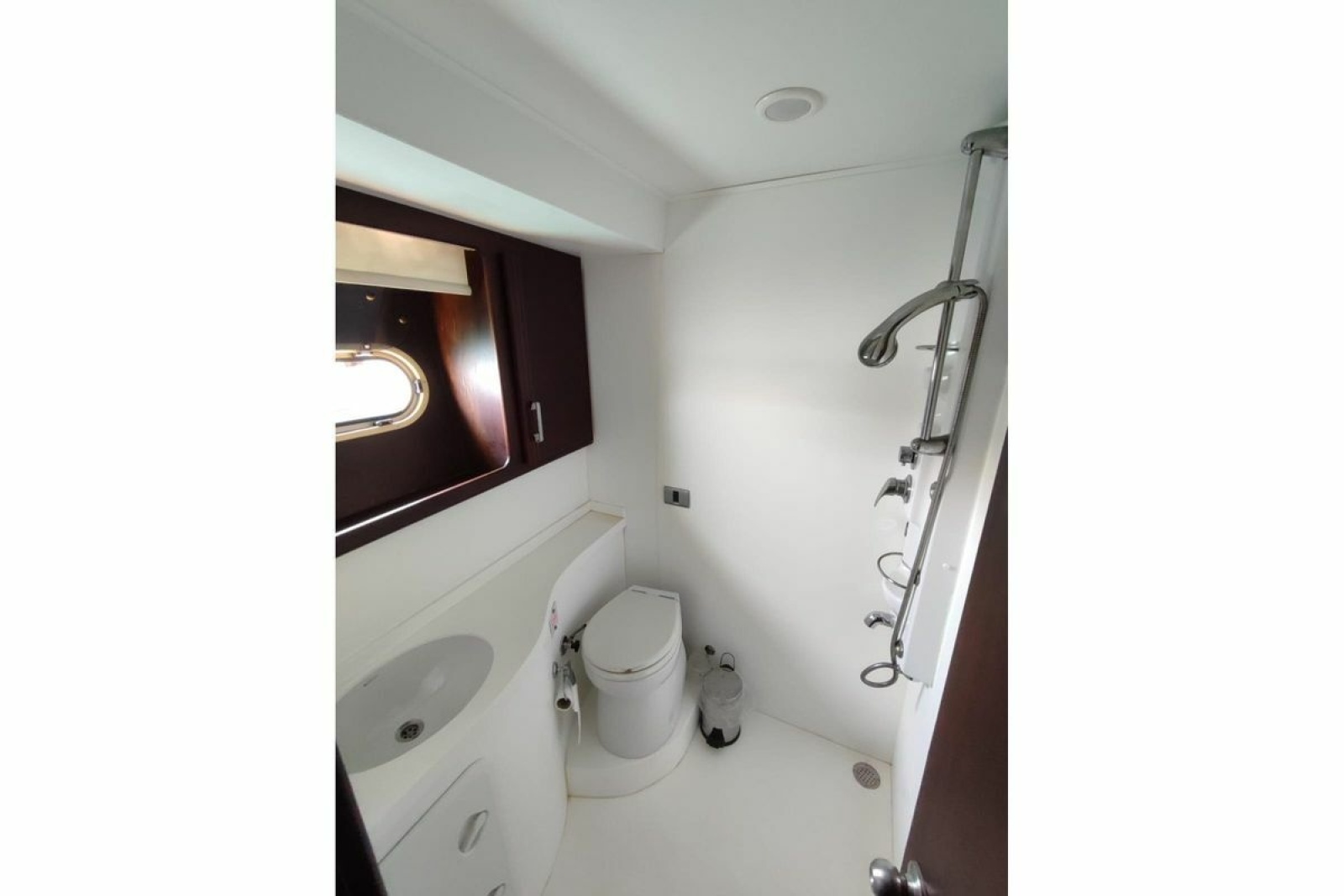 2007 Custom 85 Motor Yacht