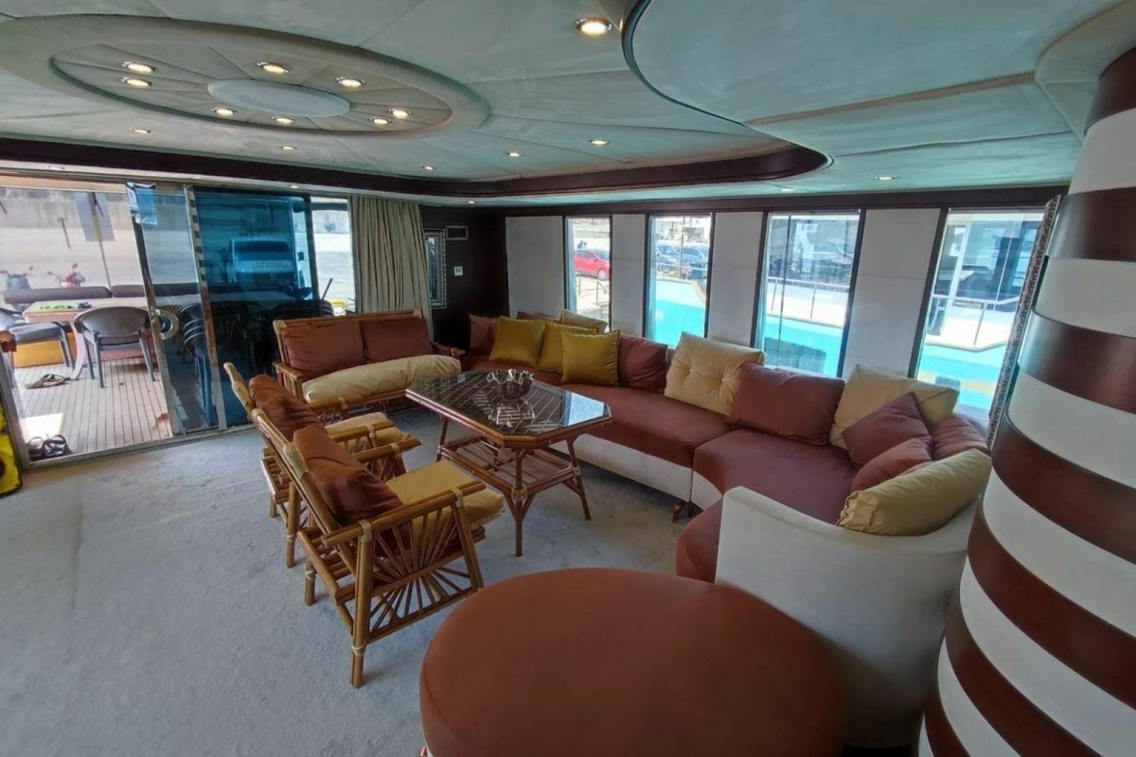 2007 Custom 85 Motor Yacht