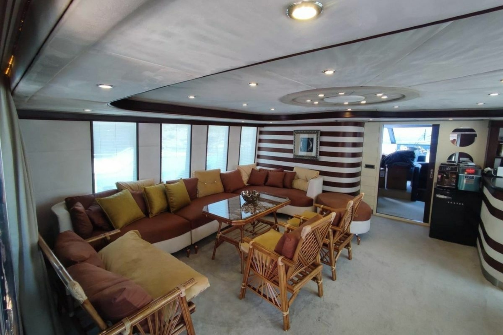 2007 Custom 85 Motor Yacht