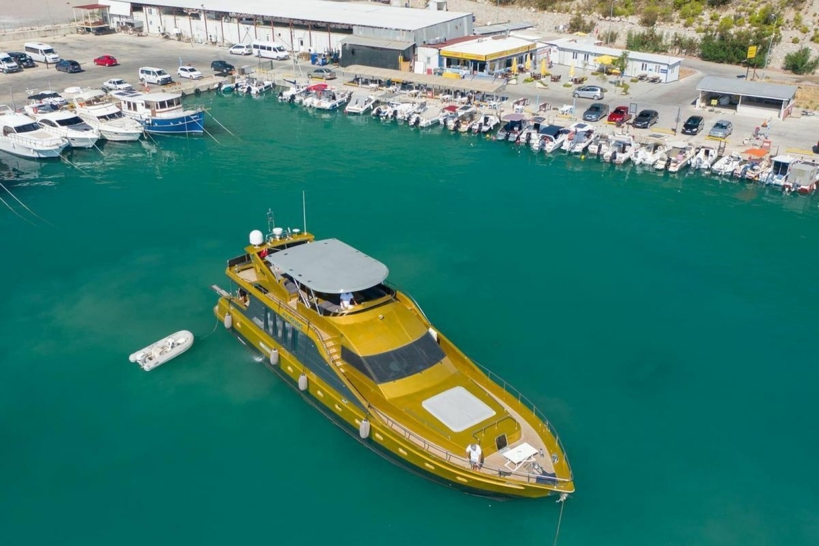 2007 Custom 85 Motor Yacht