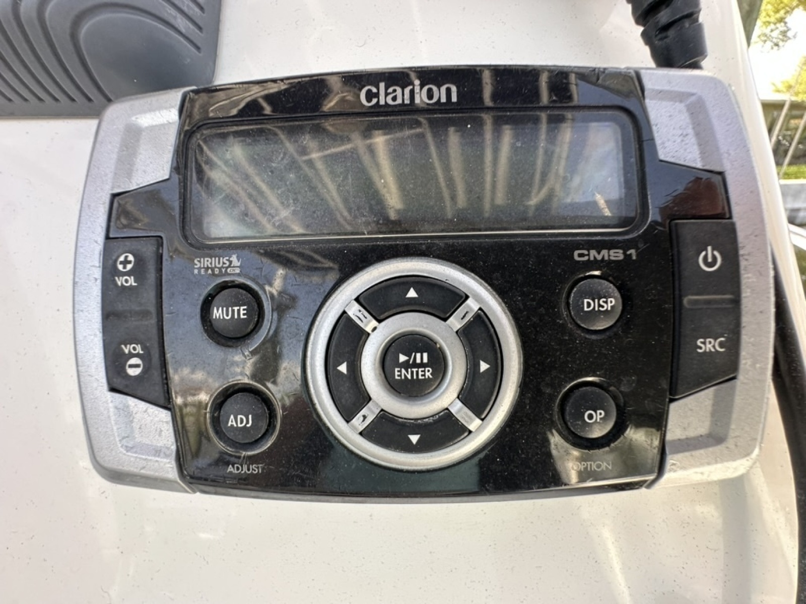 2012 Boston Whaler 230 Dauntless
