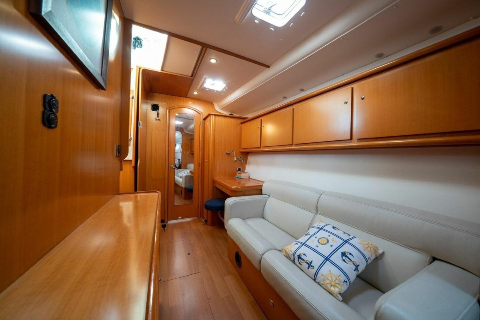 2005 Lagoon 440